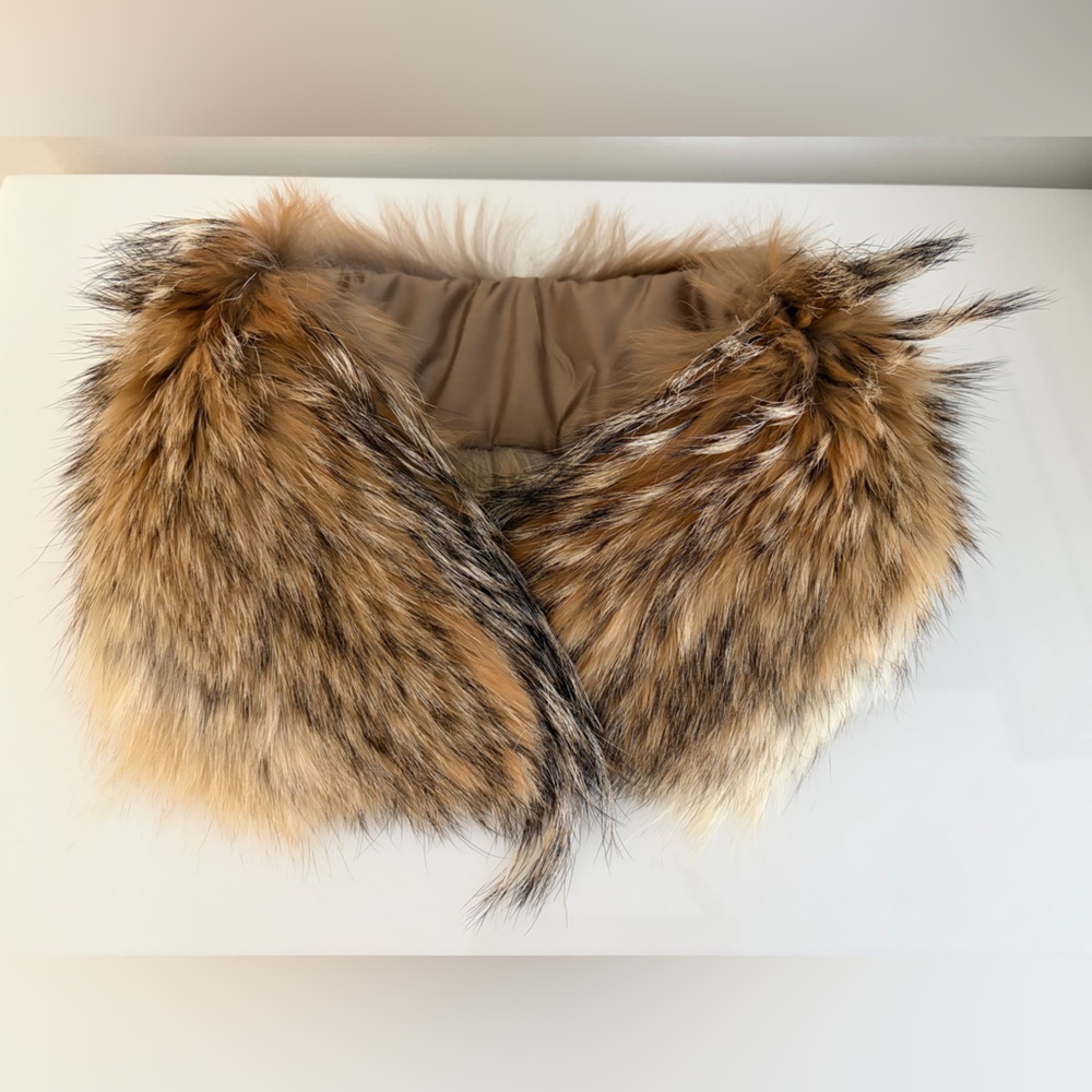 Michael Kors Vintage Coyote Fur Wrap in Brown and Black